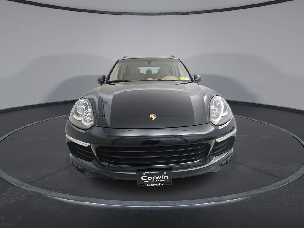 Used 2016 Porsche Cayenne AWD/4WD image 3