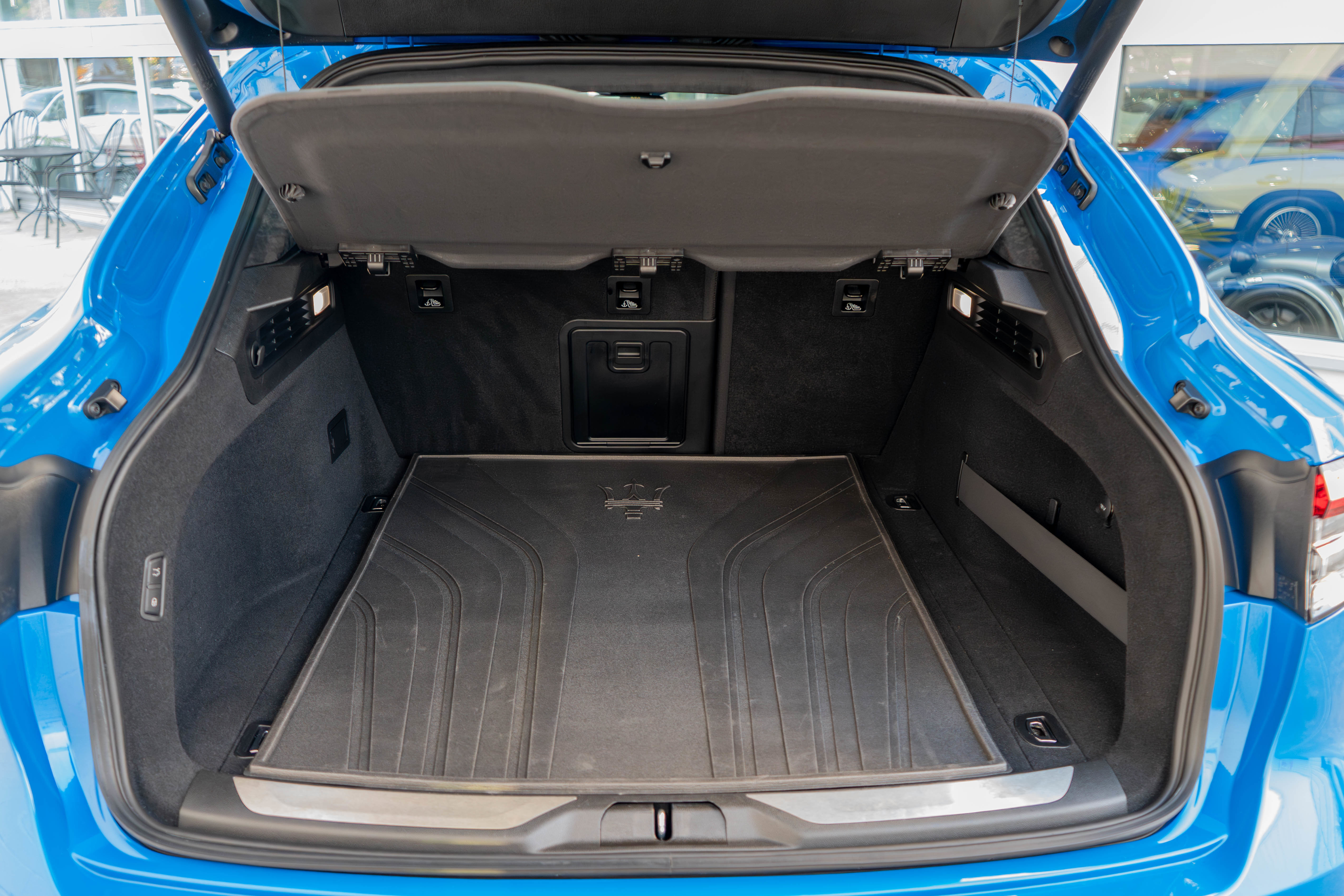 Used 2022 Maserati Levante F Tributo image 47