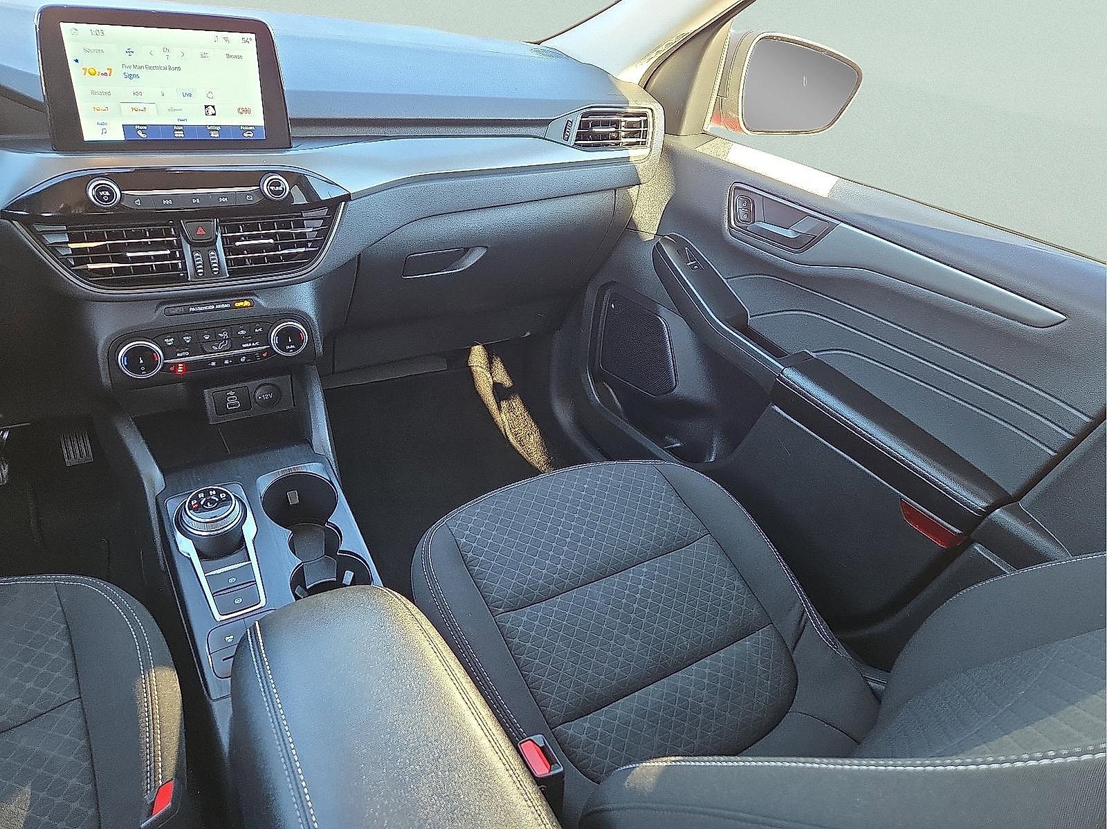 Used 2024 Ford Escape Active w/ Cold Weather Package image 12