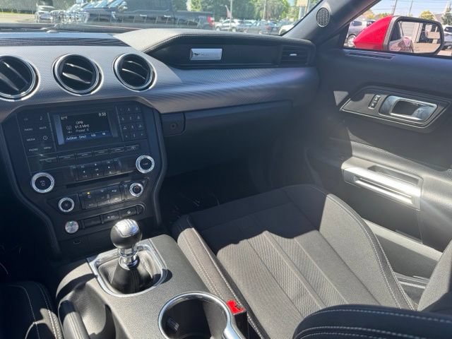 Used 2018 Ford Mustang GT RWD image 32