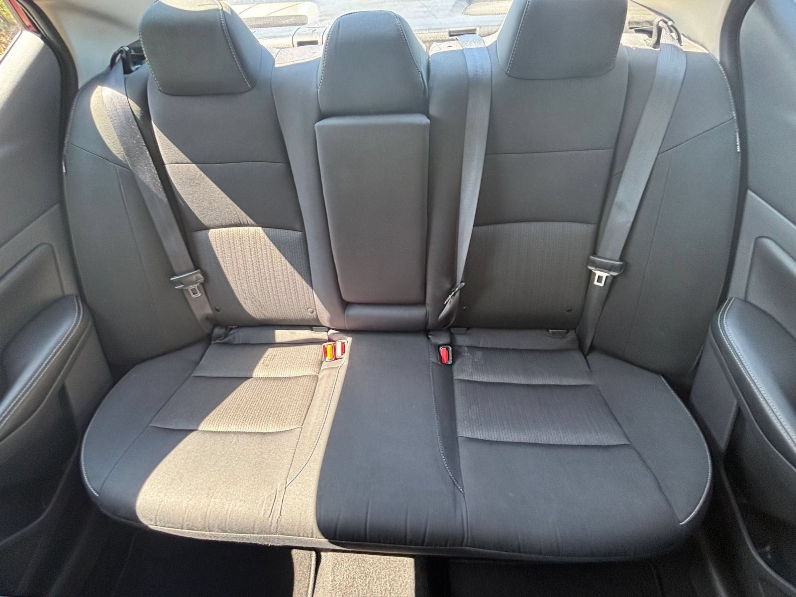 Used 2025 Nissan Altima 2.5 SV FWD image 39