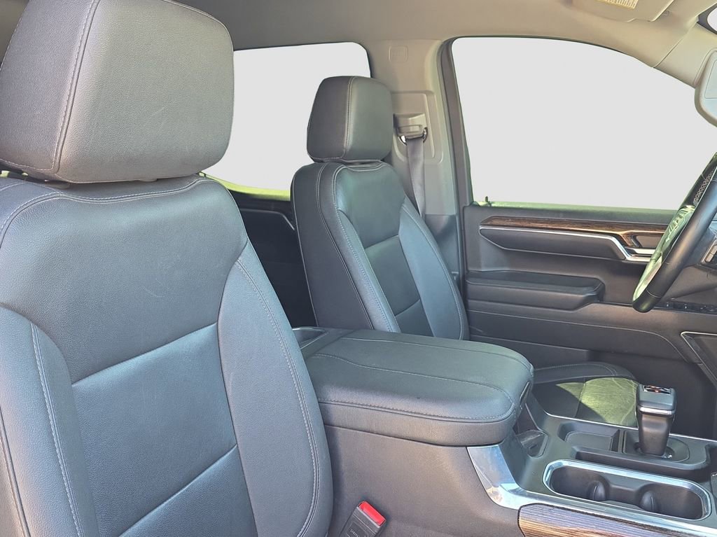 Used 2023 GMC Sierra 1500 Elevation w/ Elevation Premium Package image 18