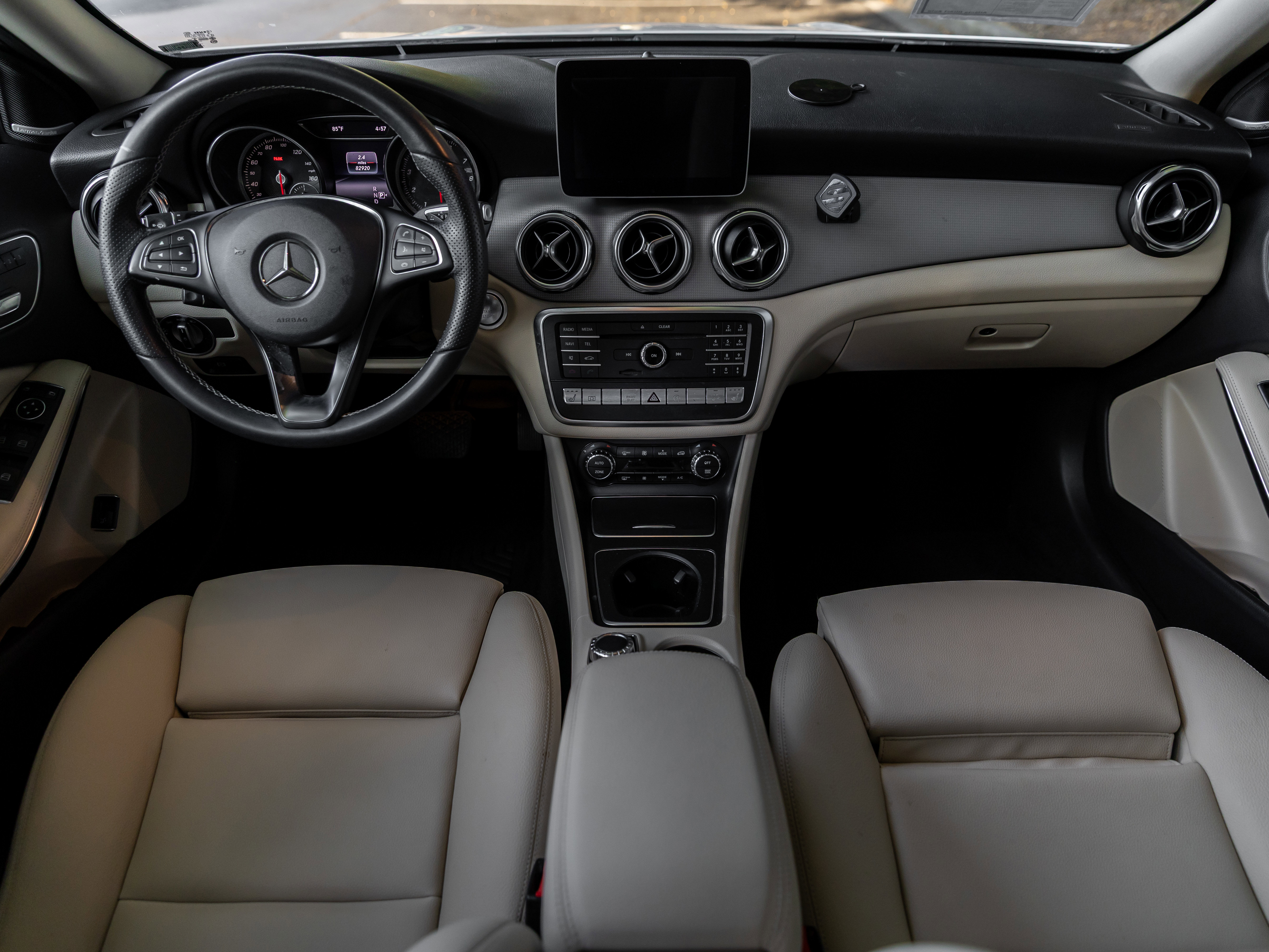 Used 2019 Mercedes-Benz GLA 250 4MATIC w/ Convenience Package image 5