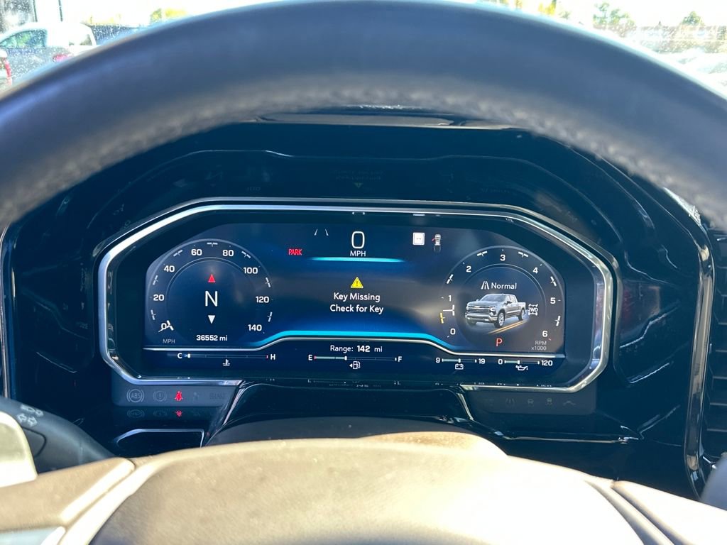 Used 2022 Chevrolet Silverado 1500 LTZ w/ Technology Package image 18