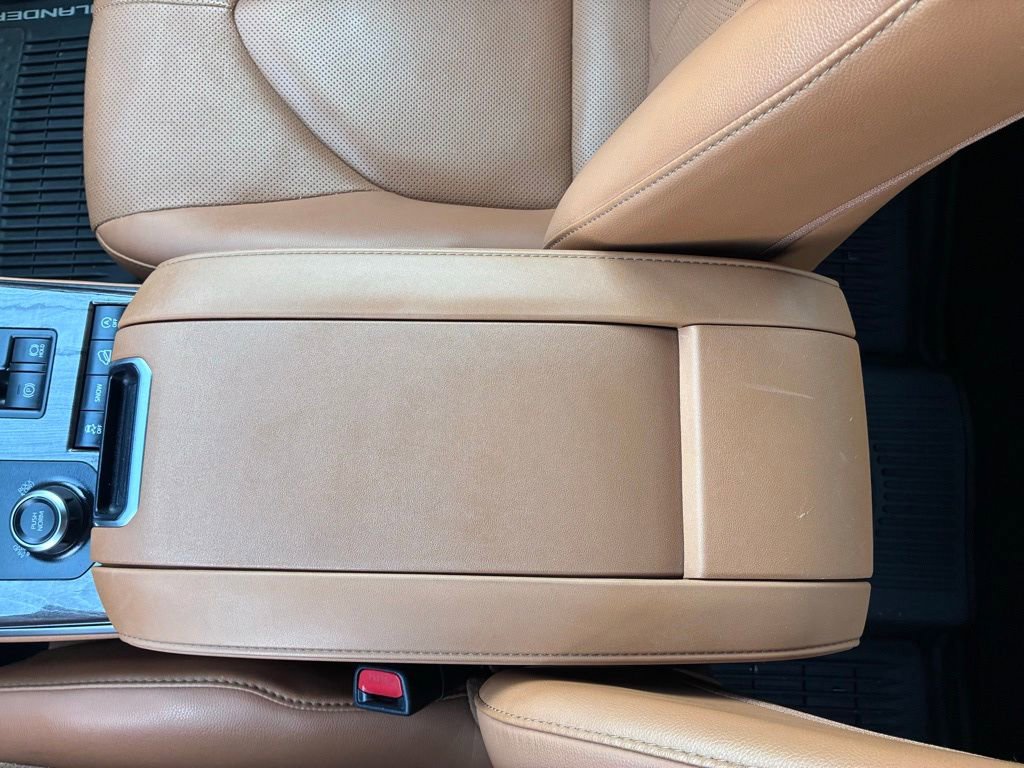 Used 2020 Toyota Highlander Platinum AWD/4WD image 38