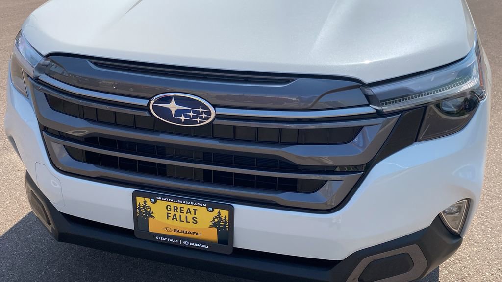 Used 2025 Subaru Forester Limited image 9