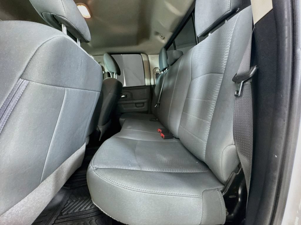 Used 2018 RAM 1500 Classic SLT RWD image 28