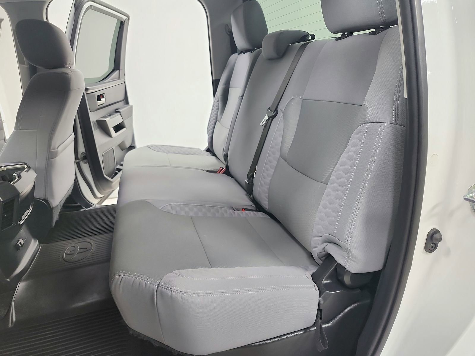 Used 2024 Toyota Tundra SR5 AWD/4WD image 31