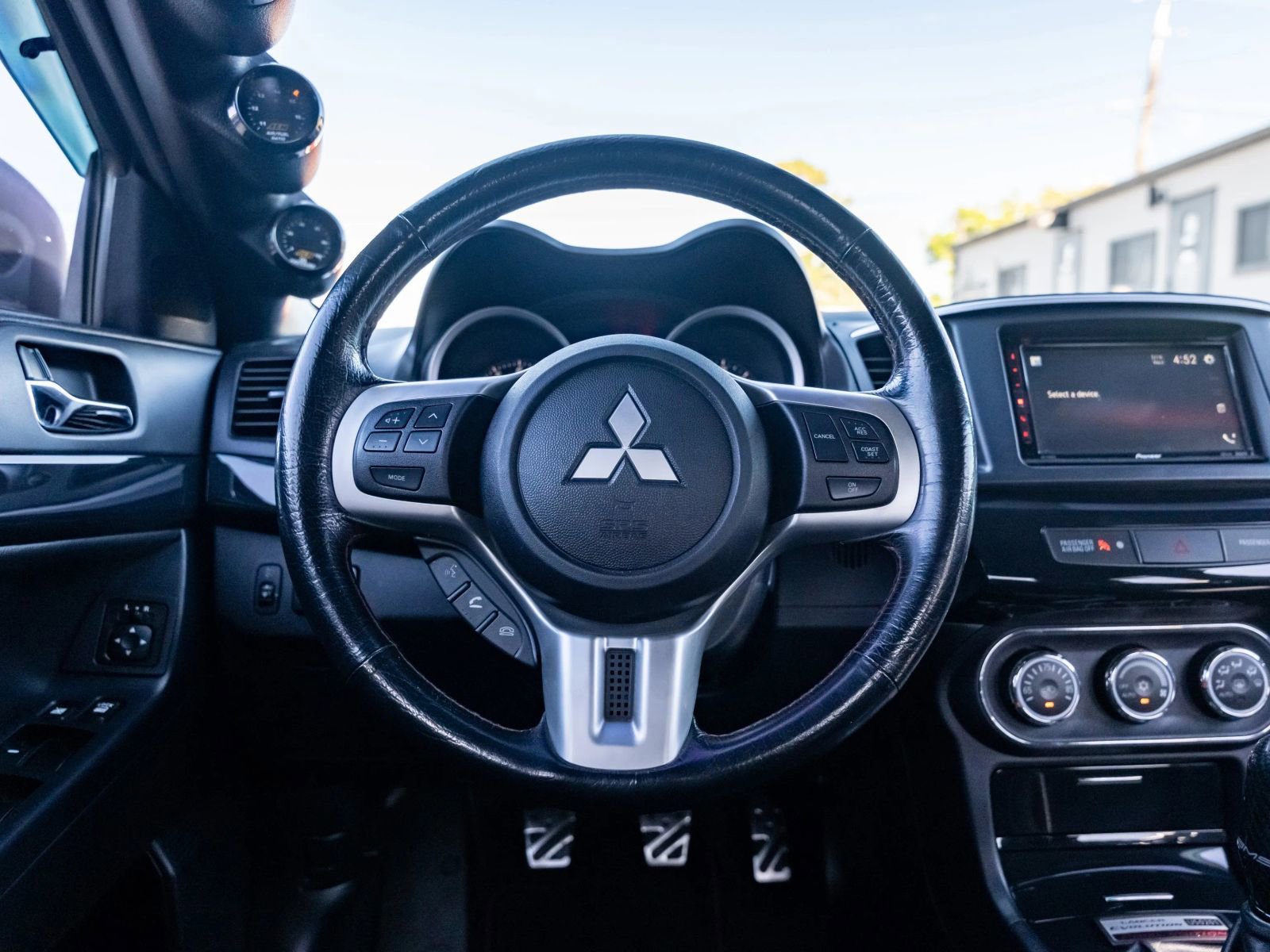 Used 2015 Mitsubishi Lancer Evolution Final Edition image 14