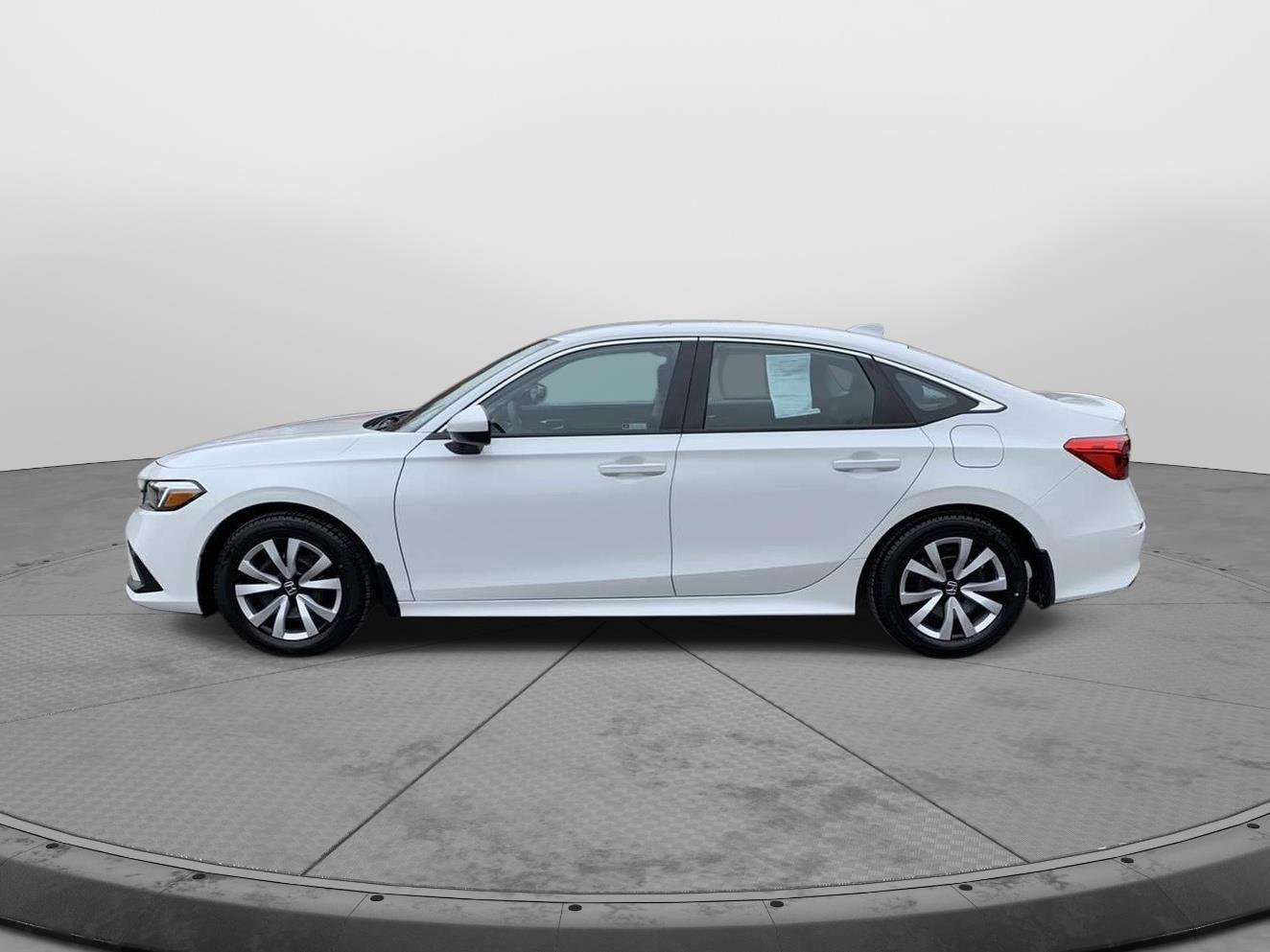 Used 2023 Honda Civic LX image 6