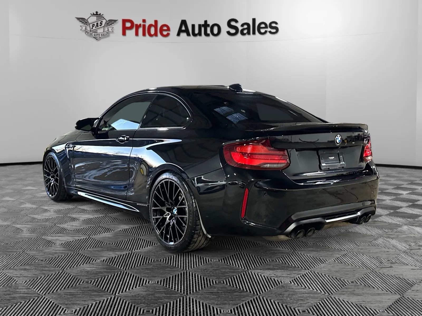 Used 2020 BMW M2 Competition w/ Executive Package image 4
