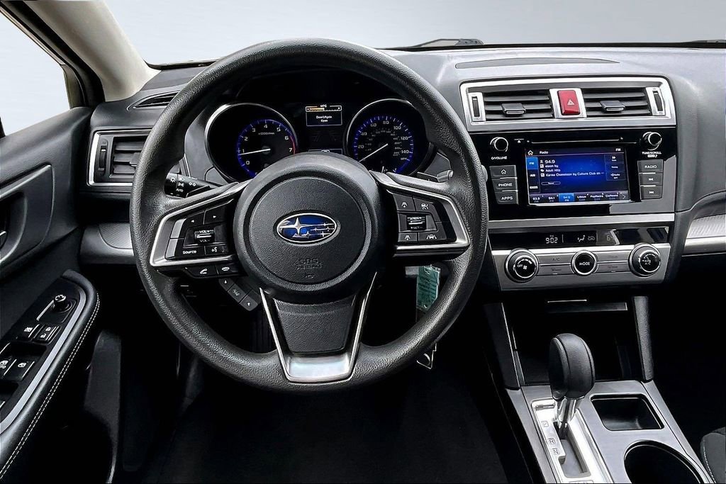 Used 2019 Subaru Outback 2.5i image 9