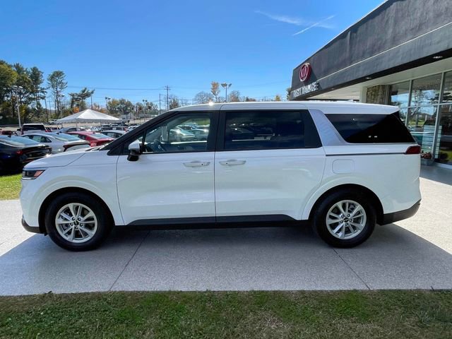 Used 2024 Kia Carnival LX FWD image 15