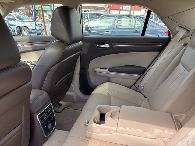 Used 2012 Chrysler 300 C Luxury Series image 12
