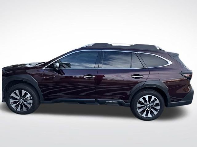 Used 2023 Subaru Outback Touring image 11