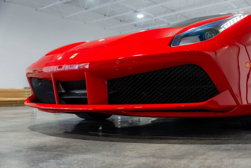 Used 2018 Ferrari 488 Spider RWD image 16