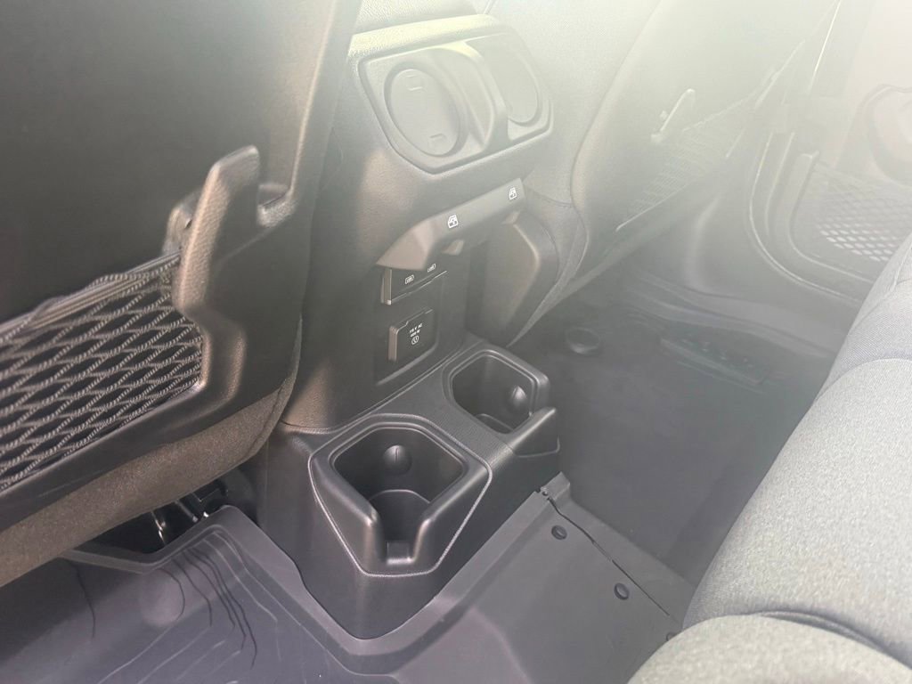 Certified 2025 Jeep Gladiator Rubicon w/ Safety Group image 27