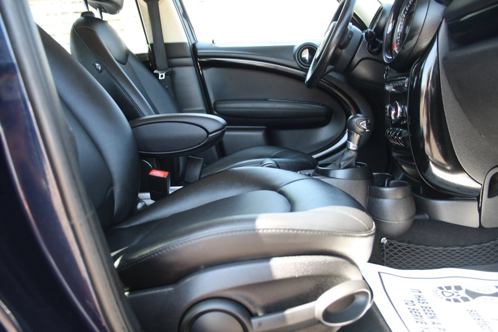 Used 2015 MINI Cooper Countryman FWD image 8