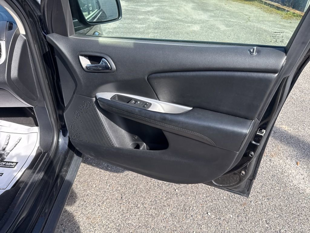 Used 2020 Dodge Journey SE w/ Blacktop Package image 32