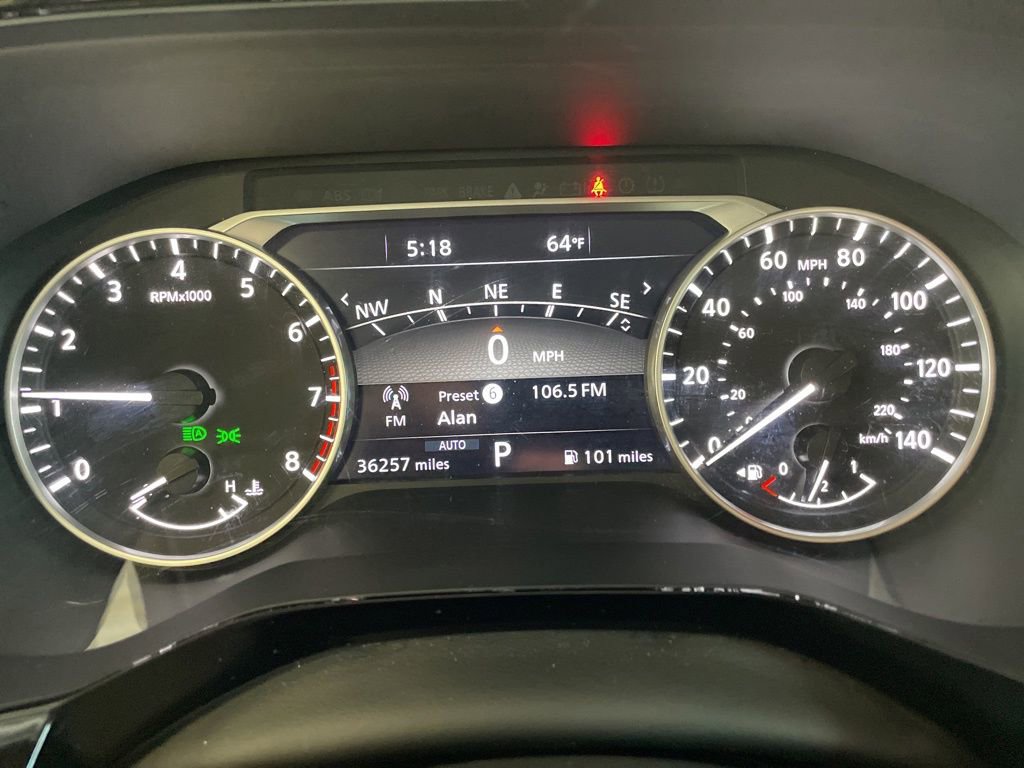 Used 2023 Nissan Pathfinder SL AWD/4WD image 8