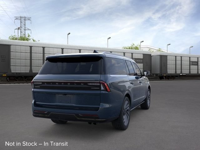 New 2026 Lincoln Navigator L Reserve AWD/4WD image 9