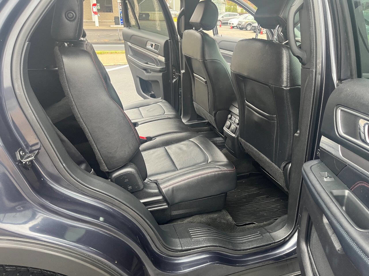 Used 2017 Ford Explorer Sport w/ Equipment Group 401A image 11