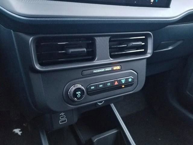 New 2026 Ford Maverick XL image 23