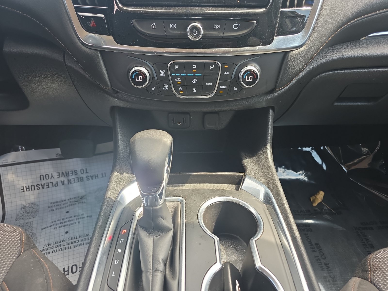 Used 2021 Chevrolet Traverse LT AWD/4WD image 12