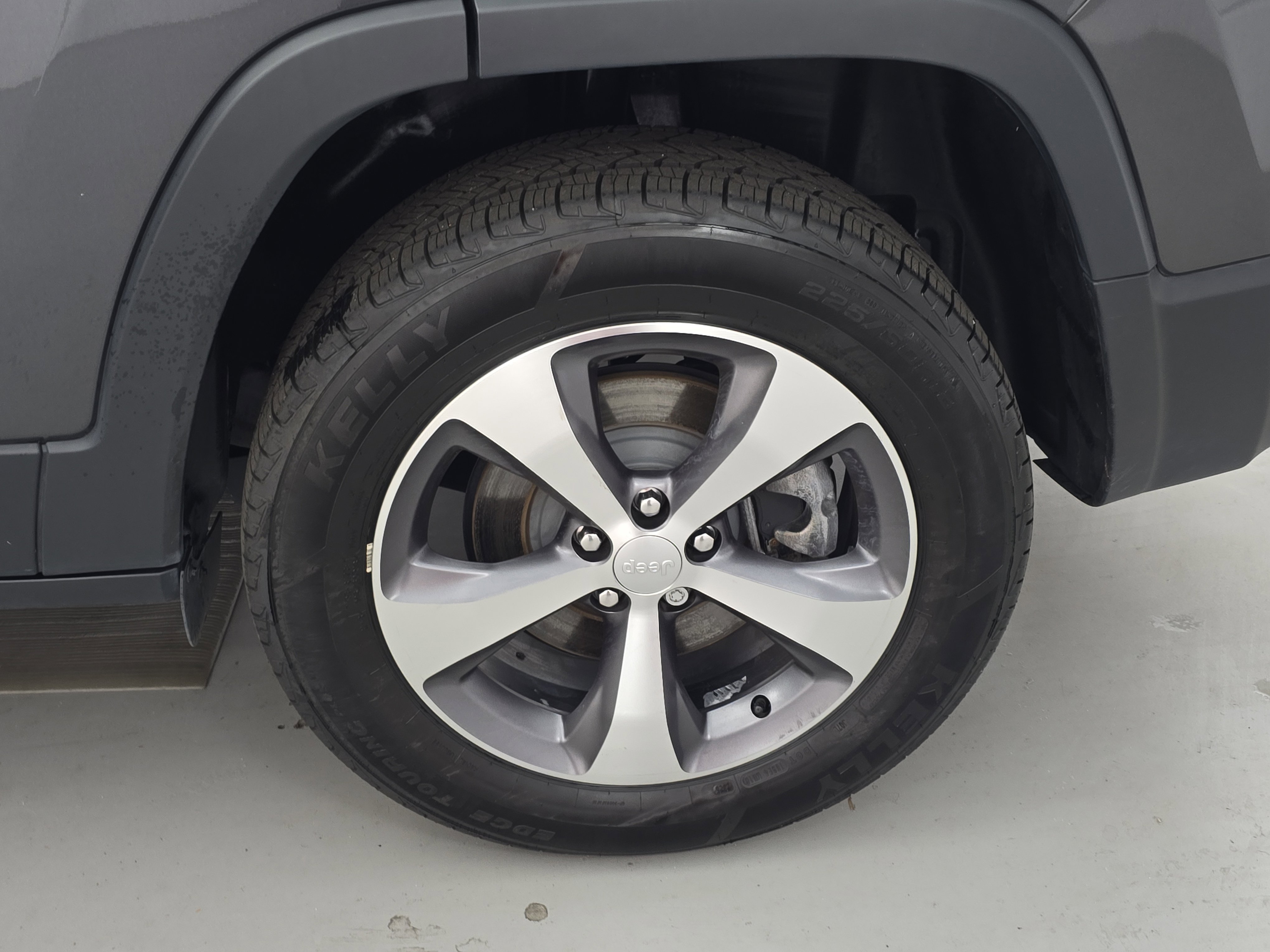 Used 2021 Jeep Cherokee Limited w/ Elite Package image 33