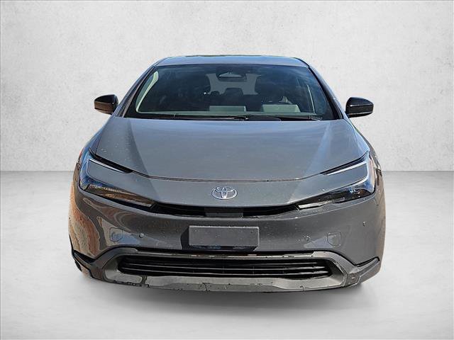Used 2023 Toyota Prius LE FWD image 2