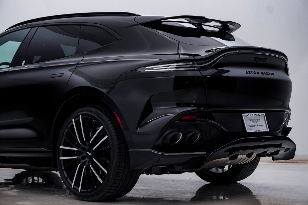 Used 2025 Aston Martin DBX 707 image 11