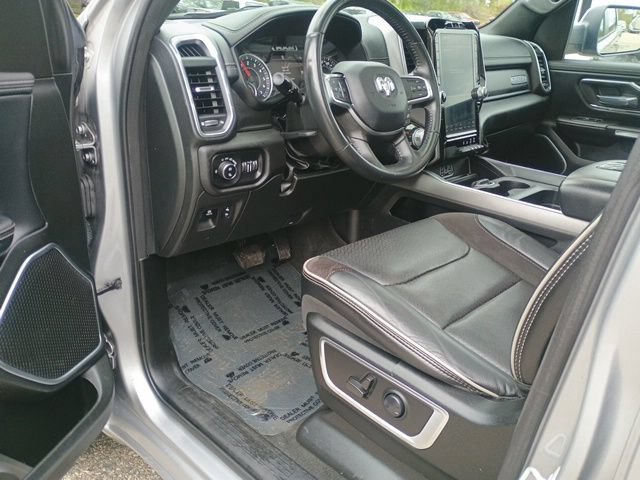 Used 2023 RAM 1500 Laramie AWD/4WD image 21