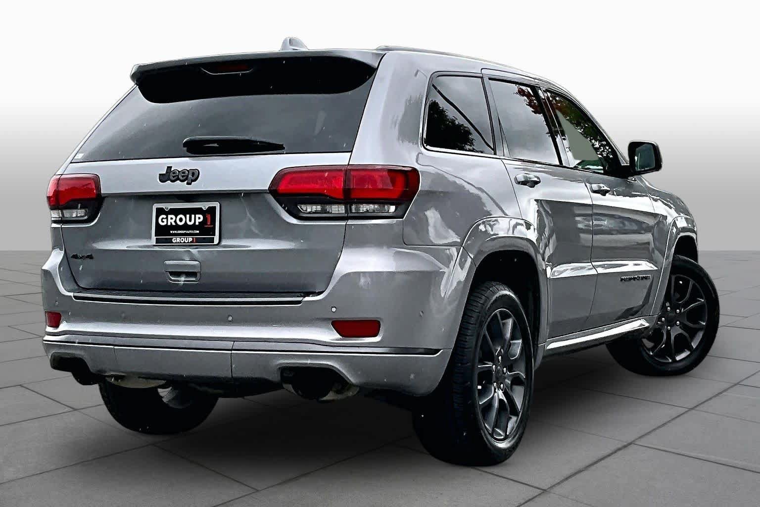 Used 2020 Jeep Grand Cherokee High Altitude AWD/4WD image 12