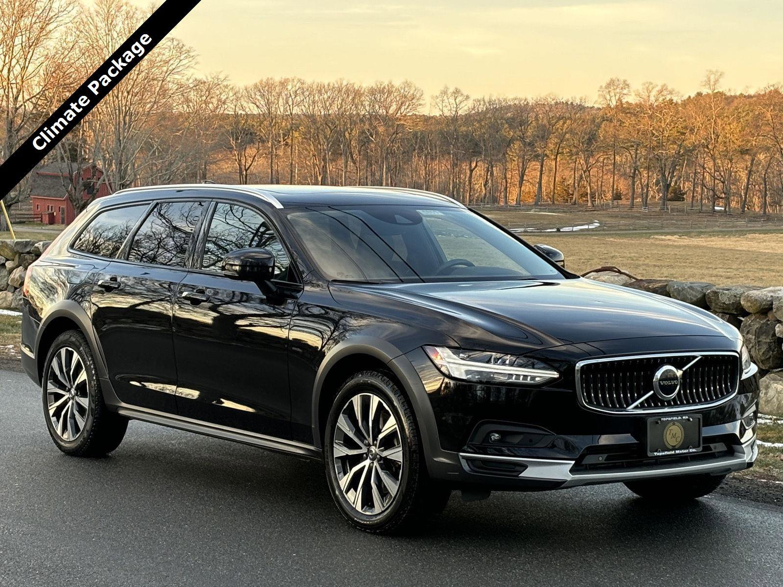 Used 2021 Volvo V90 T6 Cross Country w/ Protection Package Premier
