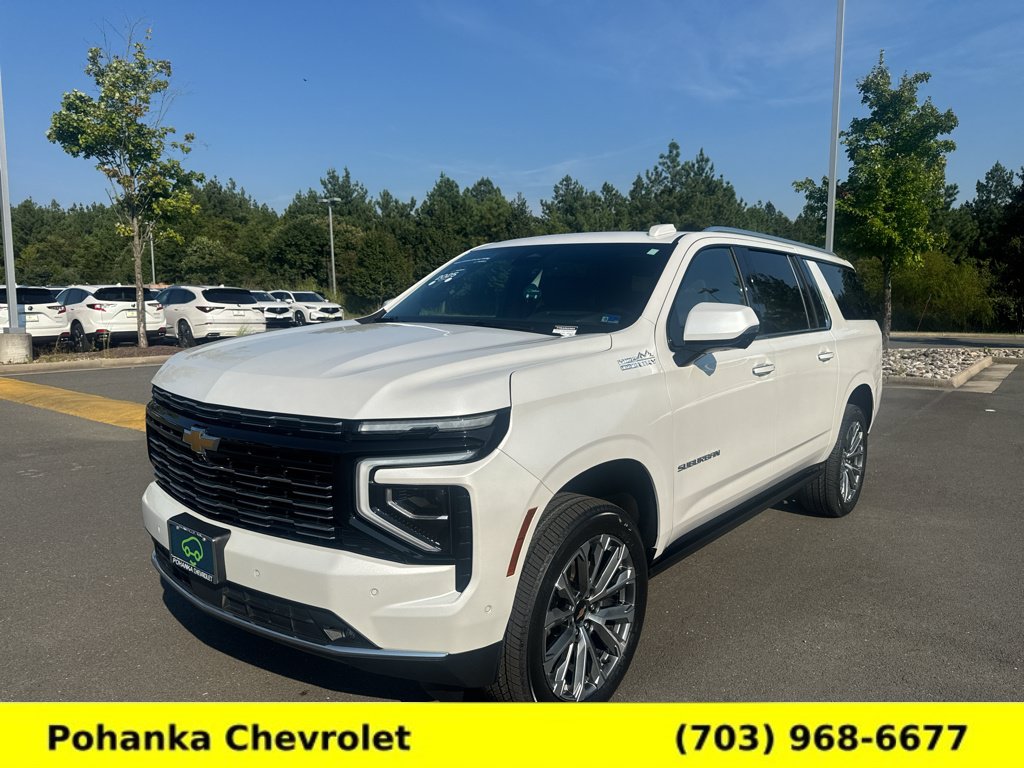 Used 2025 Chevrolet Suburban High Country AWD/4WD image 3