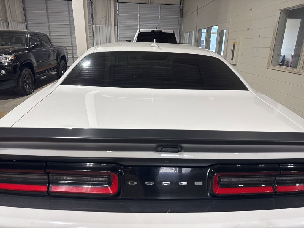 Used 2019 Dodge Challenger SRT Hellcat Redeye image 19