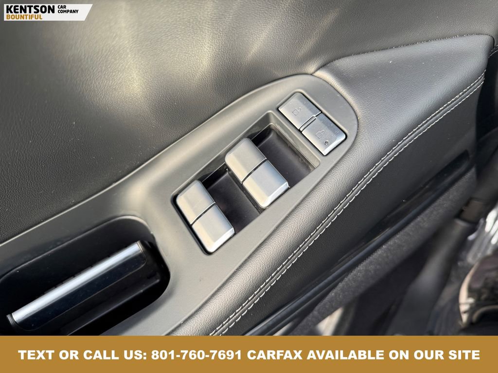 Used 2025 Lincoln Navigator L Reserve image 22
