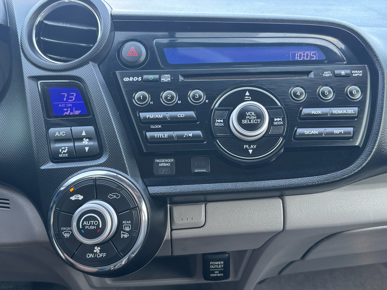 Used 2014 Honda Insight EX image 25