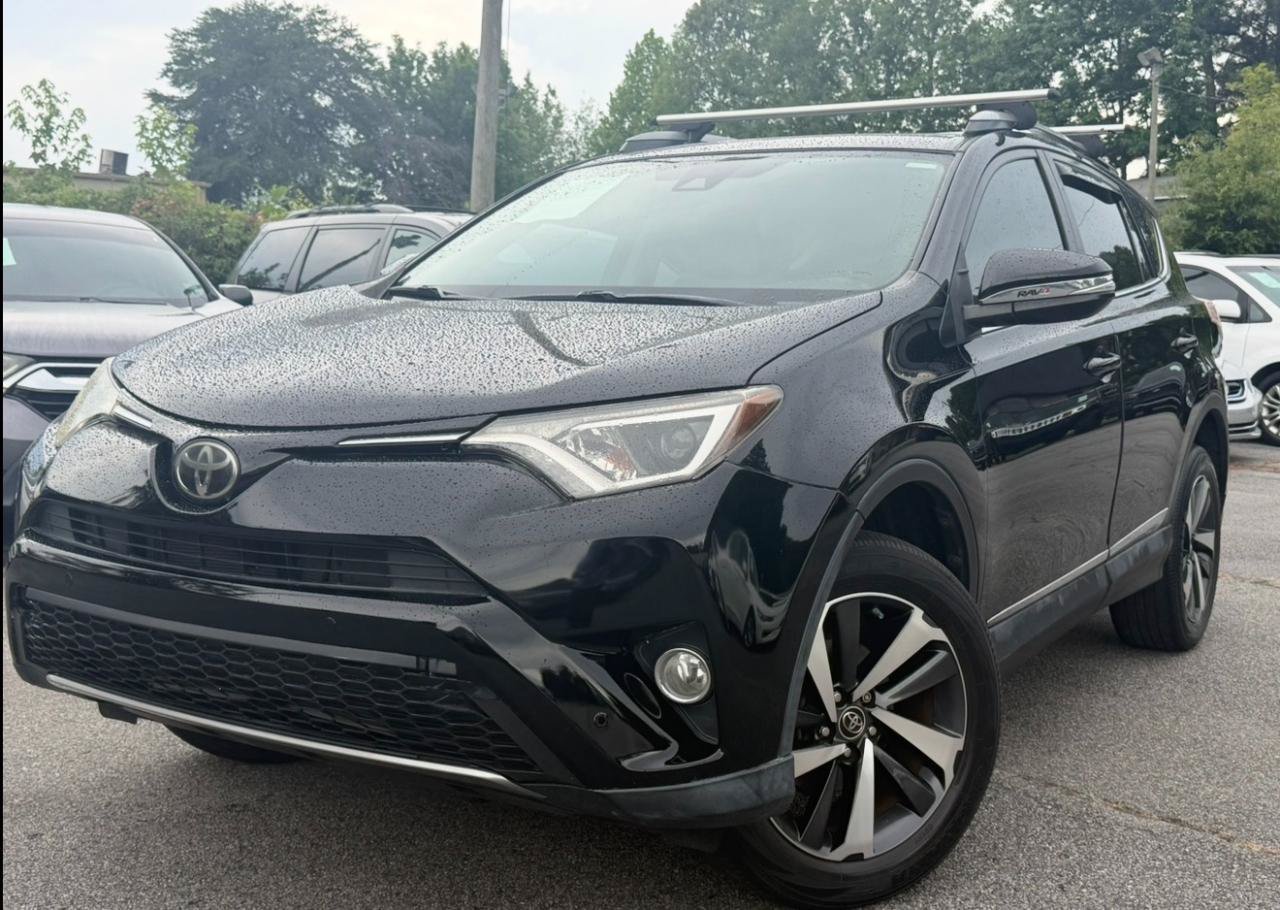 Used 2017 Toyota RAV4 XLE FWD image 4