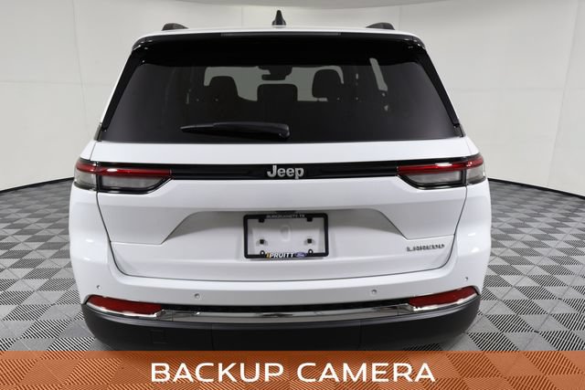 Used 2025 Jeep Grand Cherokee Laredo X RWD image 8