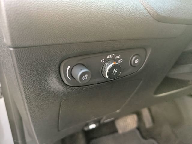 Used 2023 Buick Encore GX Preferred image 16