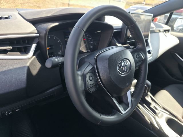 Used 2025 Toyota Corolla SE image 11
