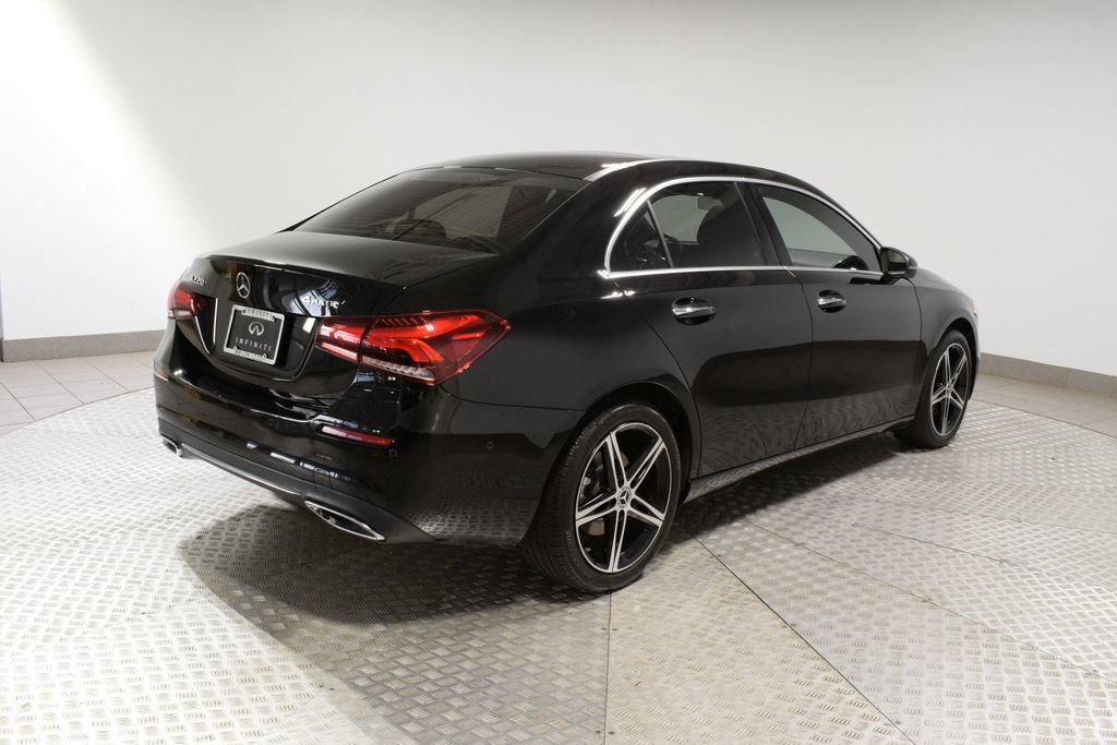 Used 2021 Mercedes-Benz A 220 4MATIC w/ Premium Package image 9