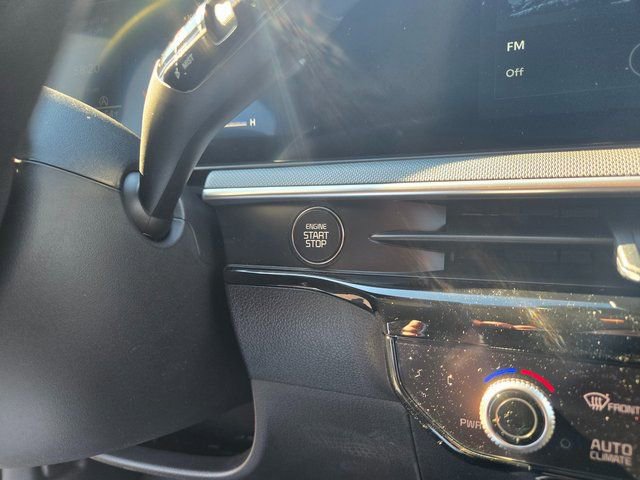 New 2026 Kia K5 LXS FWD image 17