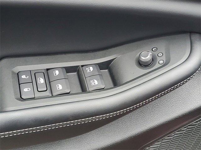 New 2025 Jeep Grand Cherokee Limited w/ Trailer Tow Package image 17