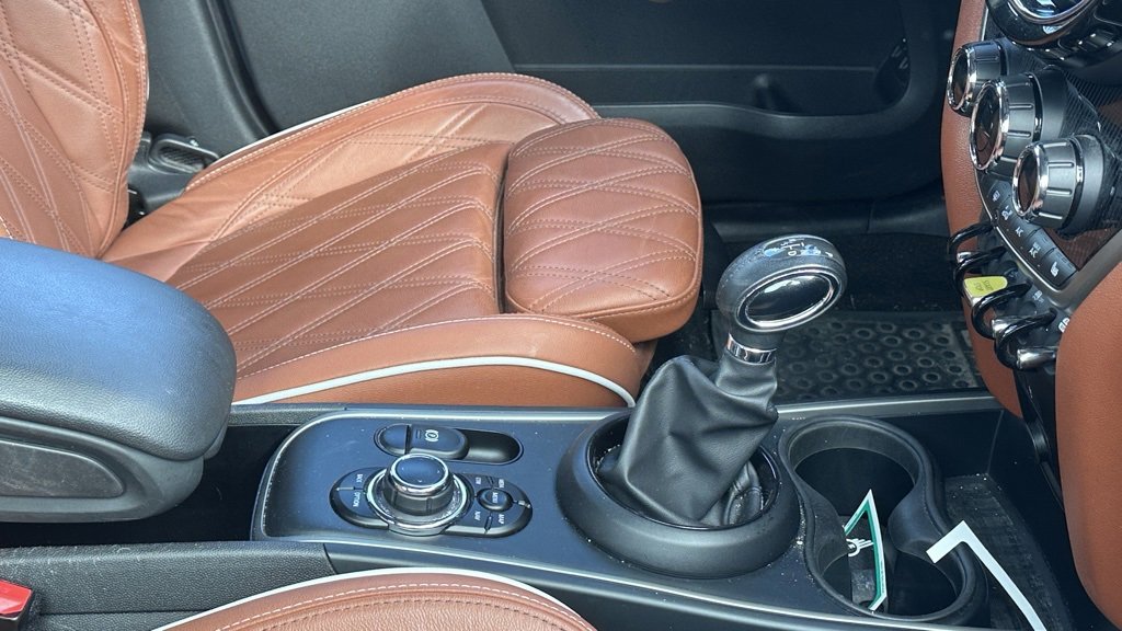 Used 2023 MINI Cooper Countryman SE w/ Signature Upholstery Package image 7