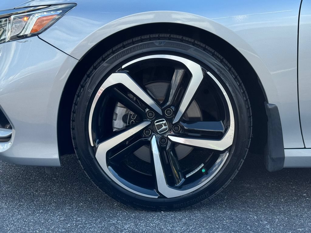 Used 2019 Honda Accord Sport image 6