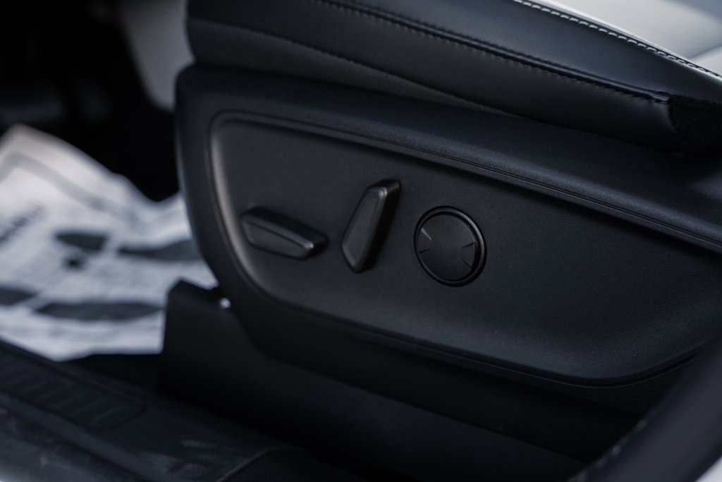 Certified 2024 Ford Escape SE image 13