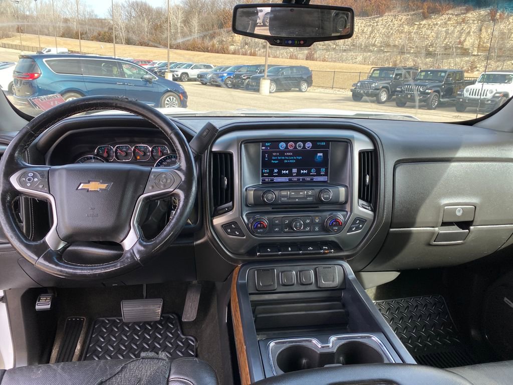 Used 2018 Chevrolet Silverado 1500 LTZ w/ Sport Package AWD/4WD image 14