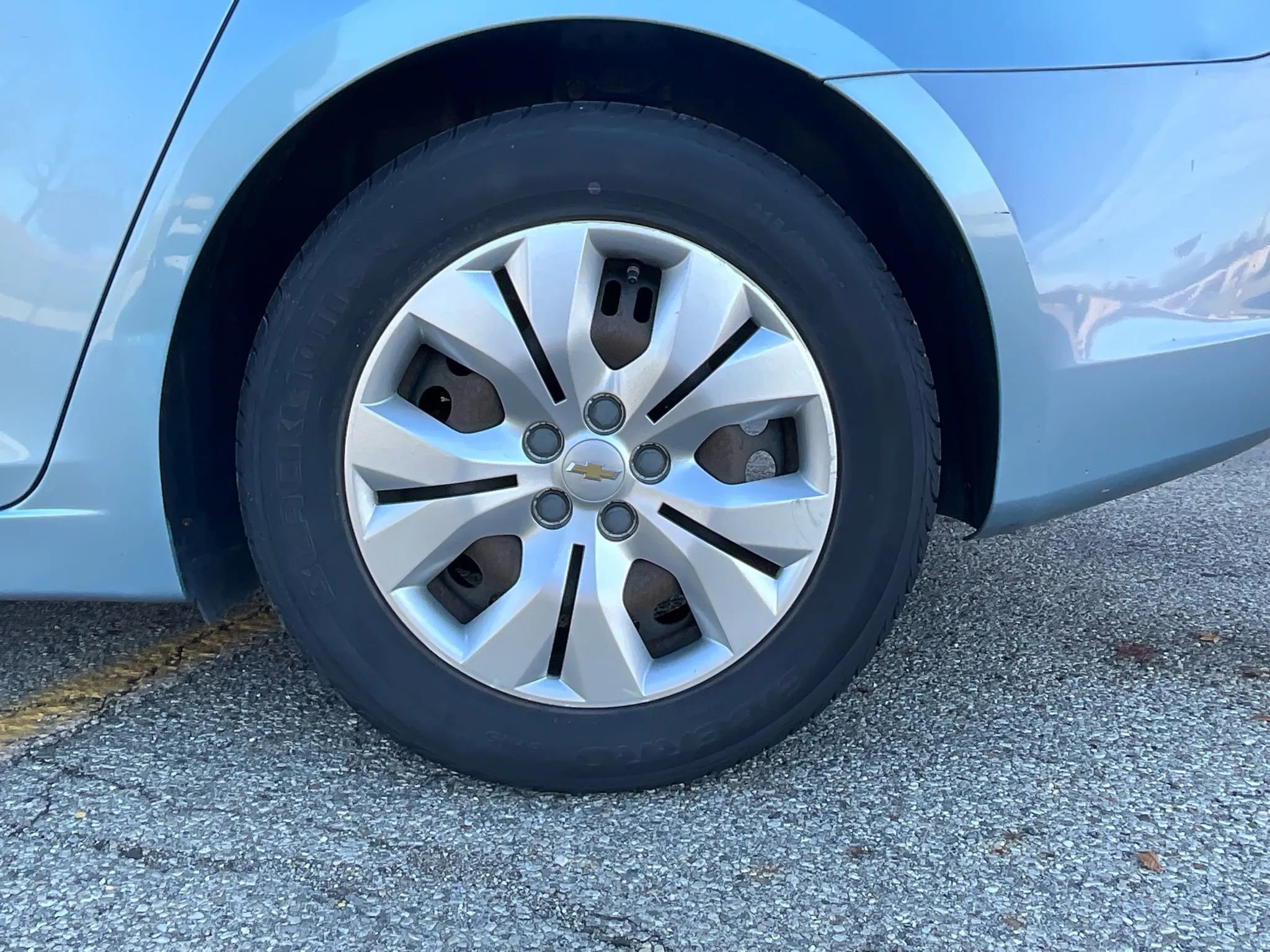 Used 2012 Chevrolet Cruze LS image 11